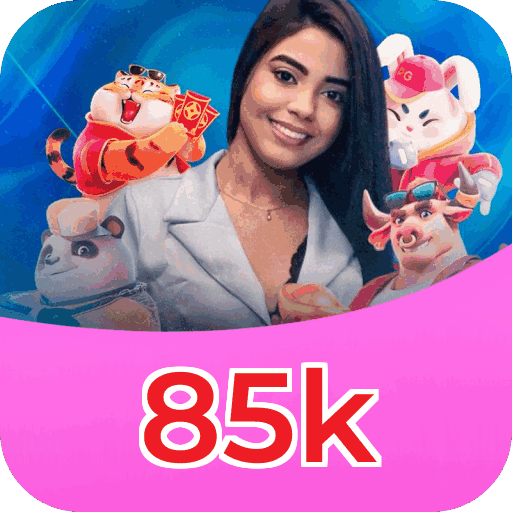 Comunidade Facebook 85k mostrando posts, comentários e engajamento de membros